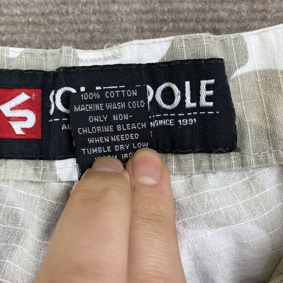 Southpole Camo Cargo Shorts Mens Size 30 Beige Ripstop Pockets Y2K - Picture 8 of 16